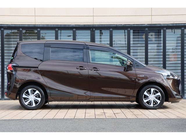 Toyota SIENTA 2018-11 183969-5
