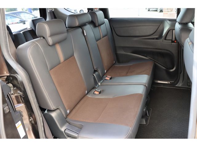 Toyota SIENTA 2018-11 183969-23