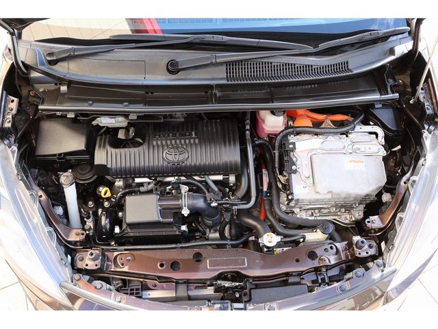 Toyota SIENTA 2018-11 183969-27
