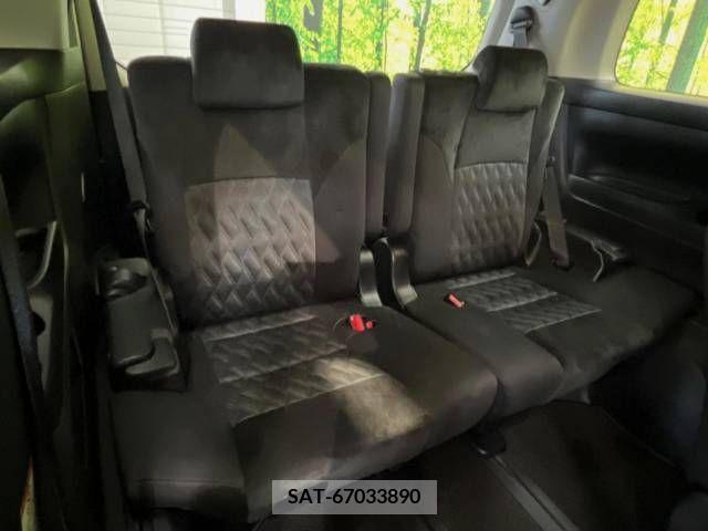 Toyota VELLFIRE 2018-11 299459-10