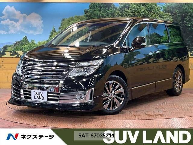 Nissan ELGRAND 2018-01 218136-0