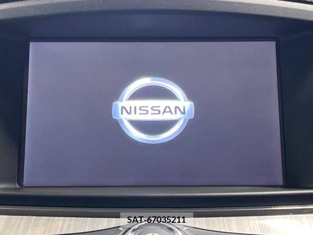 Nissan ELGRAND 2018-01 218136-2
