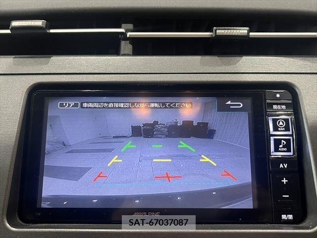 Toyota PRIUS 2015-11 381284-4