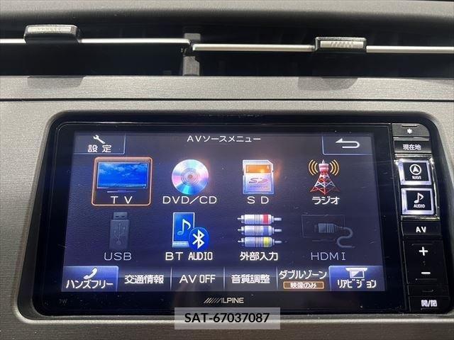 Toyota PRIUS 2015-11 381284-3