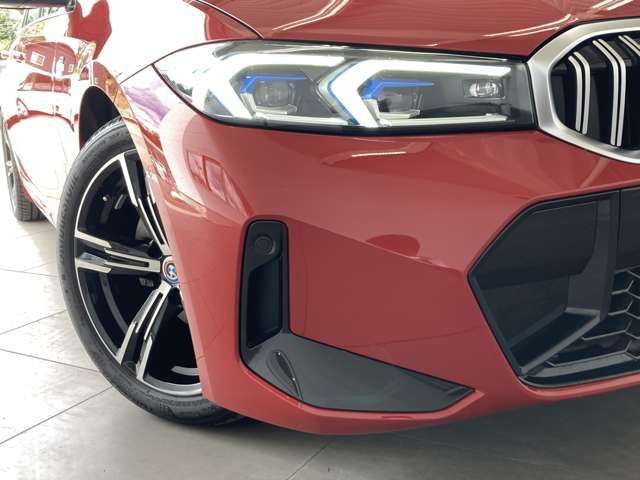 Bmw 3 SERIES 2023-03 6191-7