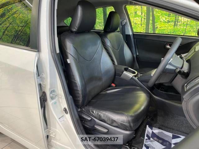 Toyota PRIUS 2015-10 366510-11