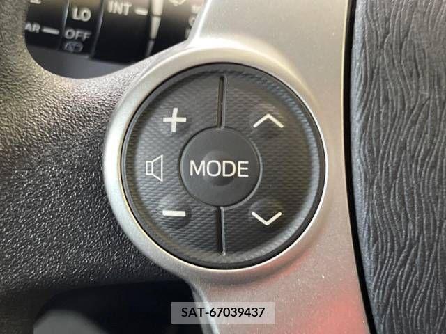 Toyota PRIUS 2015-10 366510-8
