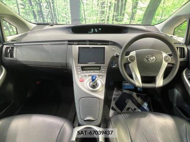 Toyota PRIUS 2015-10 366510-1