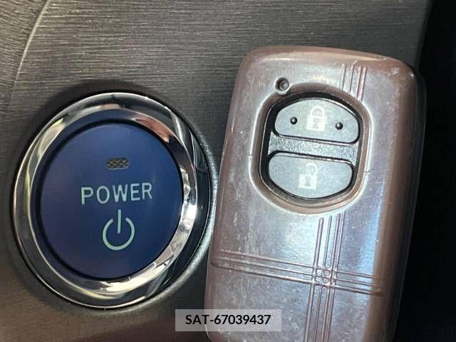 Toyota PRIUS 2015-10 366510-4