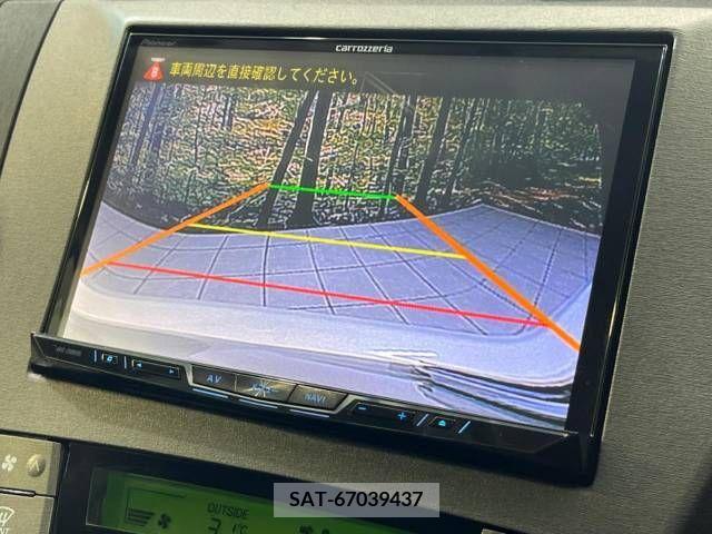 Toyota PRIUS 2015-10 366510-3