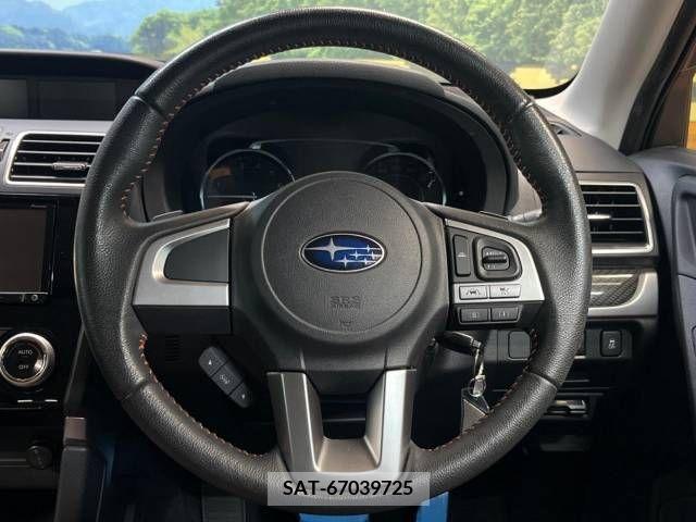Subaru FORESTER 2017-10 330570-10
