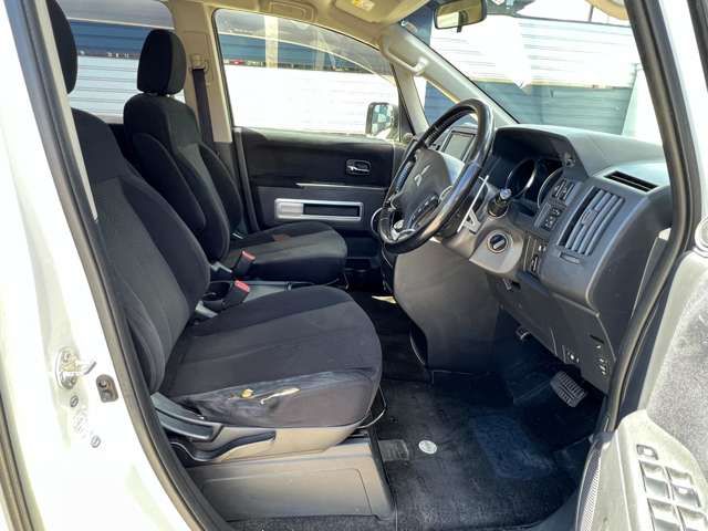 Mitsubishi DELICA D5 2013-12 13118-7