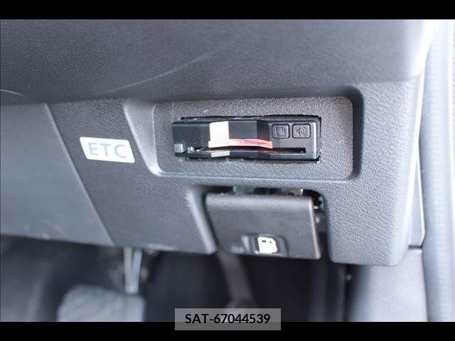Nissan NOTE 2021-03 365312-12