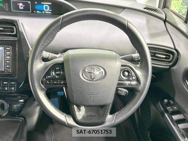 Toyota PRIUS 2019-02 219371-11
