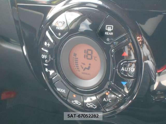 Nissan NOTE 2017-06 203940-8