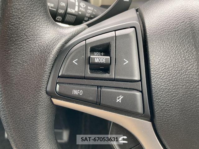 Suzuki X BEE 2022-03 325243-8