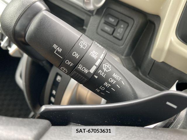 Suzuki X BEE 2022-03 325243-6