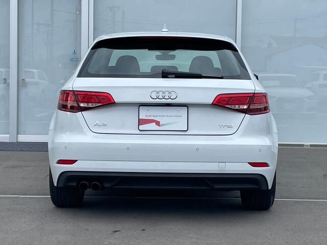 Audi A3 2018-08 10946-5