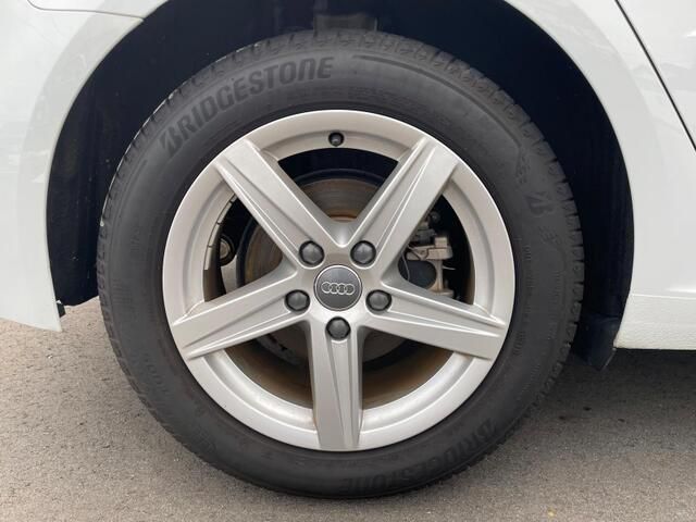 Audi A3 2018-08 10946-7