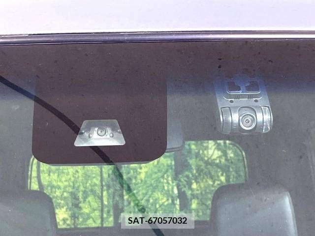 Daihatsu WAKE 2017-07 310598-2