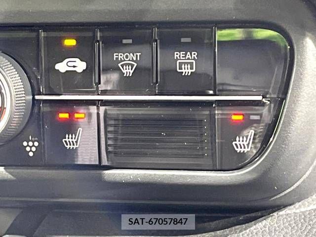 Honda N BOX CUSTOM 2022-04 298078-8