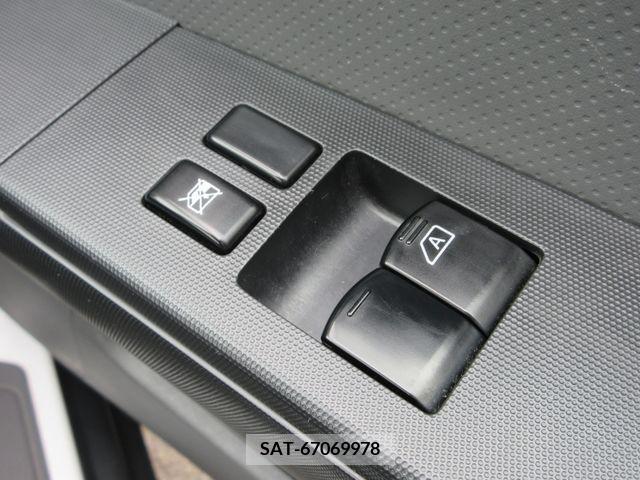 Nissan AD VAN 2021-06 353181-9