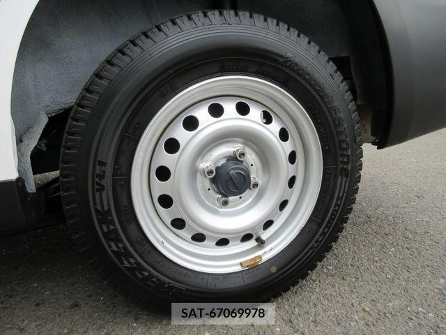 Nissan AD VAN 2021-06 353181-28