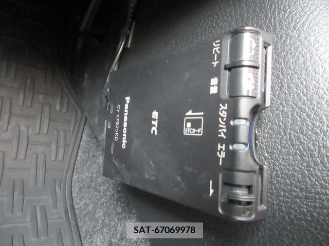 Nissan AD VAN 2021-06 353181-3