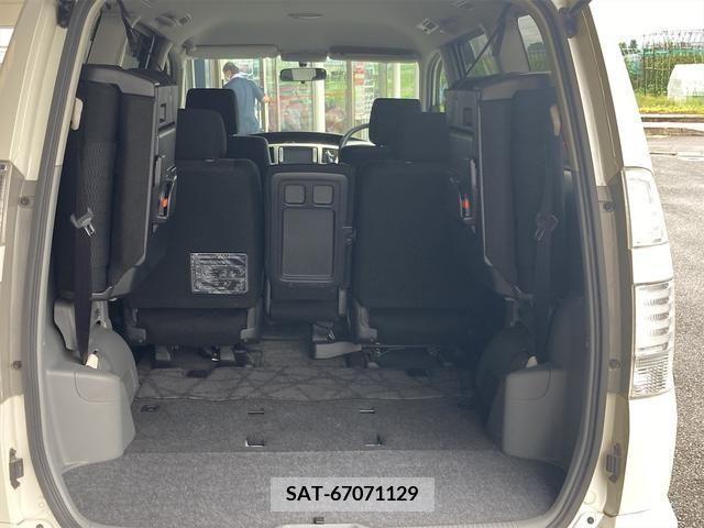 Toyota VOXY 2005-07 201057-22
