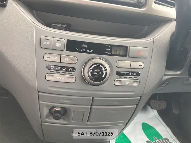 Toyota VOXY 2005-07 201057-10