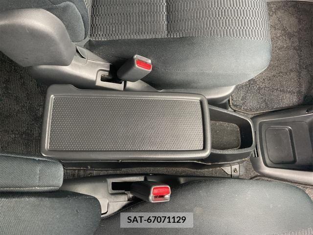 Toyota VOXY 2005-07 201057-13
