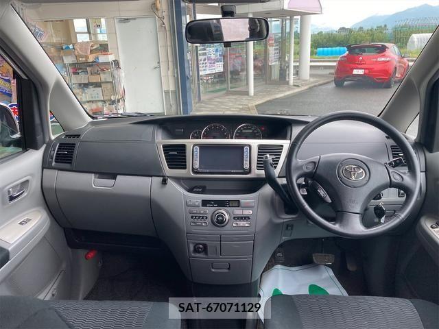 Toyota VOXY 2005-07 201057-6