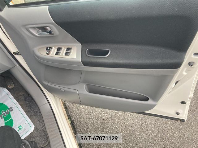 Toyota VOXY 2005-07 201057-15