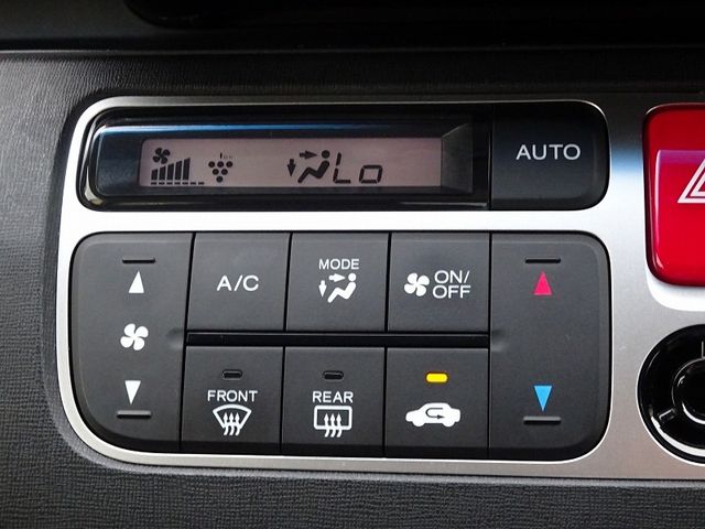 Honda N-ONE 2017-06 12073-23