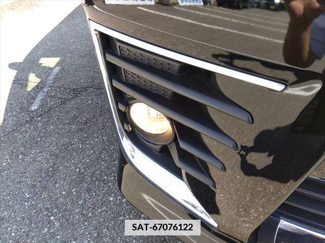 Toyota VOXY 2015-07 382968-4