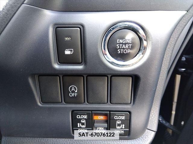 Toyota VOXY 2015-07 382968-23