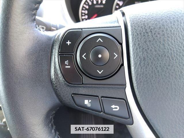 Toyota VOXY 2015-07 382968-20