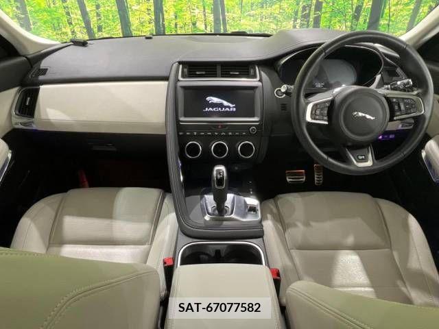 Jaguar E-PACE 2019-03 273176-3