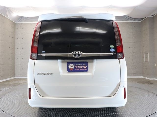 Toyota ESQUIRE 2016-03 9720-23