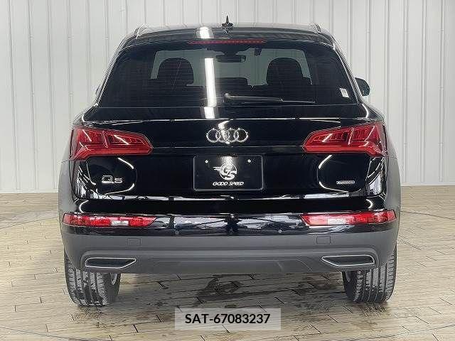 Audi Q5 2019-07 317961-12