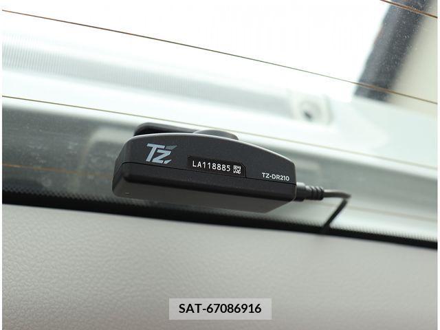 Toyota ALPHARD 2022-07 279823-28