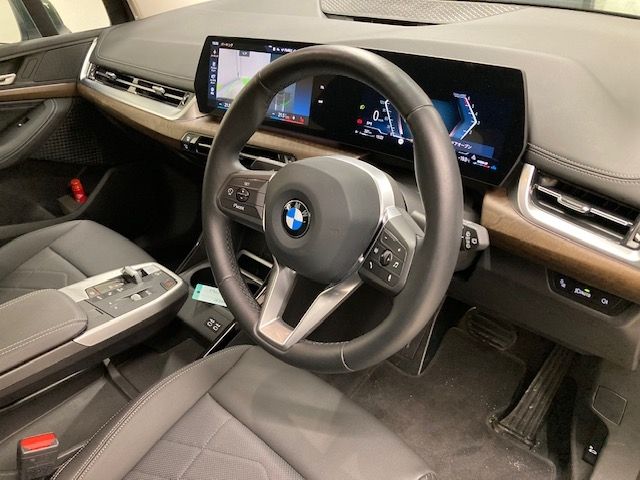 Bmw 2 SERIES 2023-04 180437-1