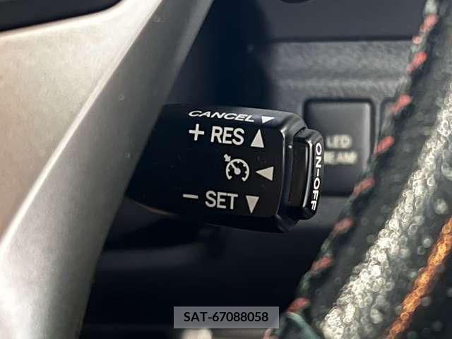 Toyota MARK X 2013-10 350452-18