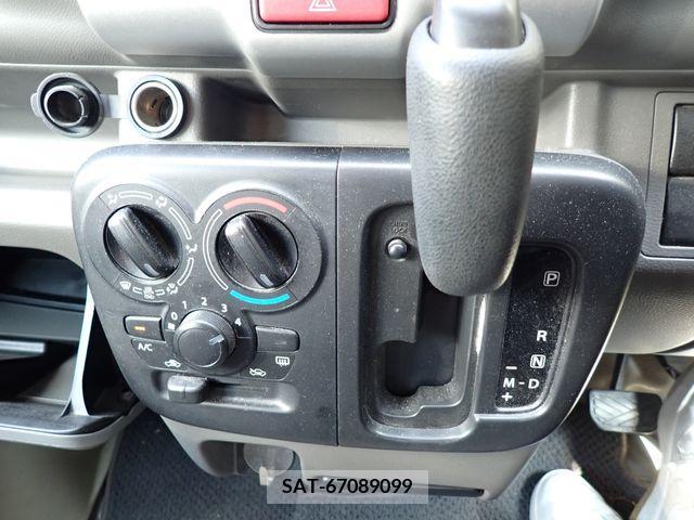 Suzuki EVERY 2019-03 217118-6