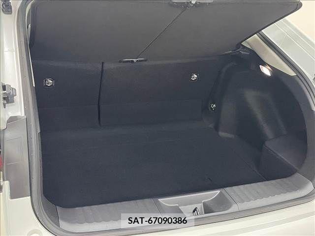 Toyota PRIUS 2023-03 222851-13