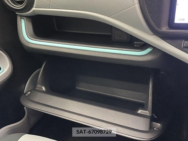 Toyota AQUA 2012-11 314118-11