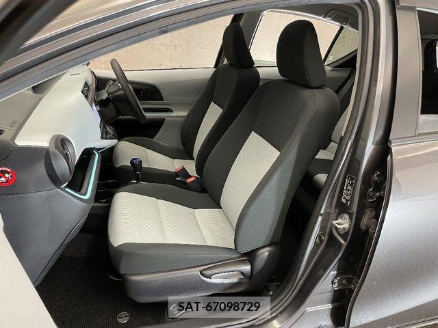 Toyota AQUA 2012-11 314118-8