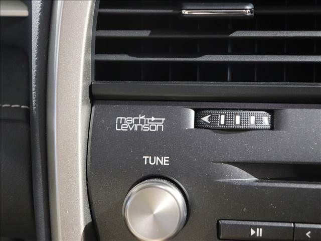 Lexus RX 2020-10 186587-4