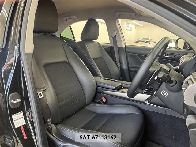 Lexus IS 2013-10 362835-8