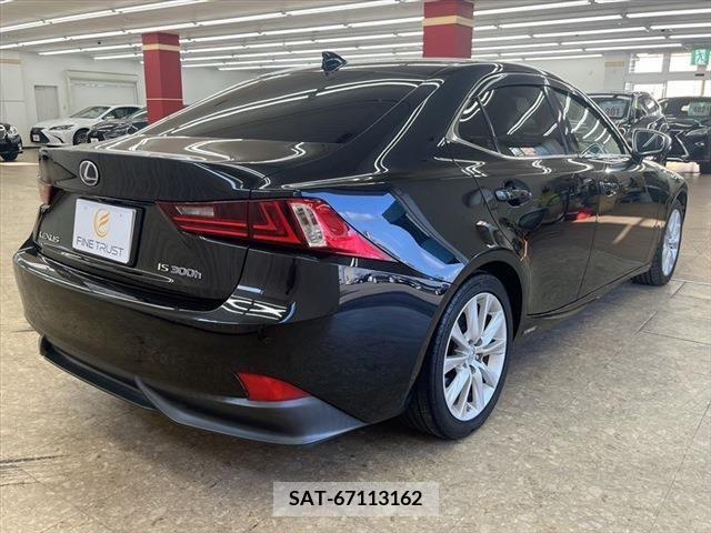Lexus IS 2013-10 362835-19